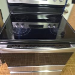 AMANA STOVE OVEN STAINLESS STEEL