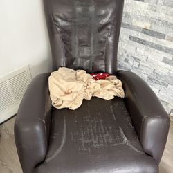 Free Working Massage Chair (needs new upholstery)