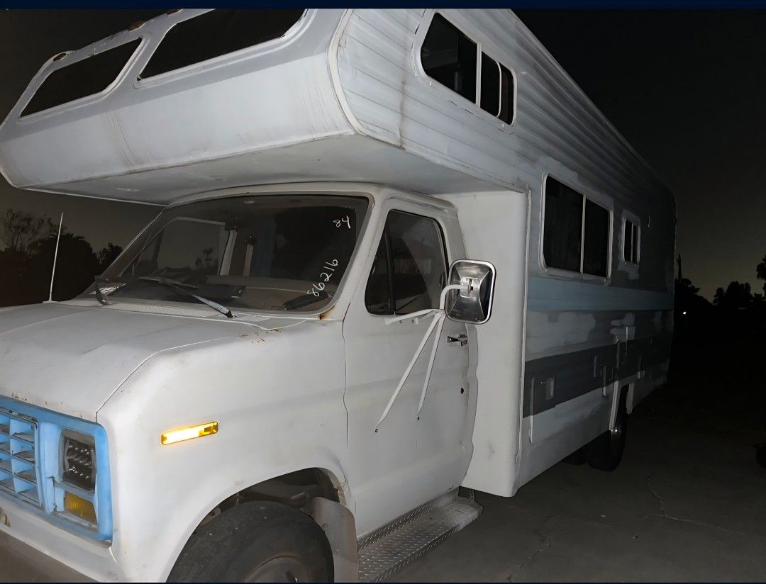 1984 E350 Ford Econline Motorhome