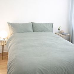 Full mattress And Headboard, Massager 