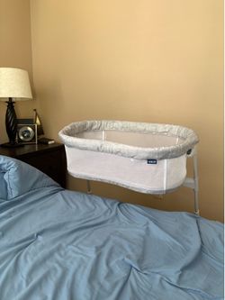 HALO Baby Bassinet - New