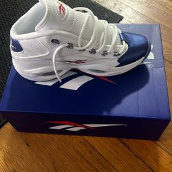 New Shoes Barley Worn And They Are Mids 