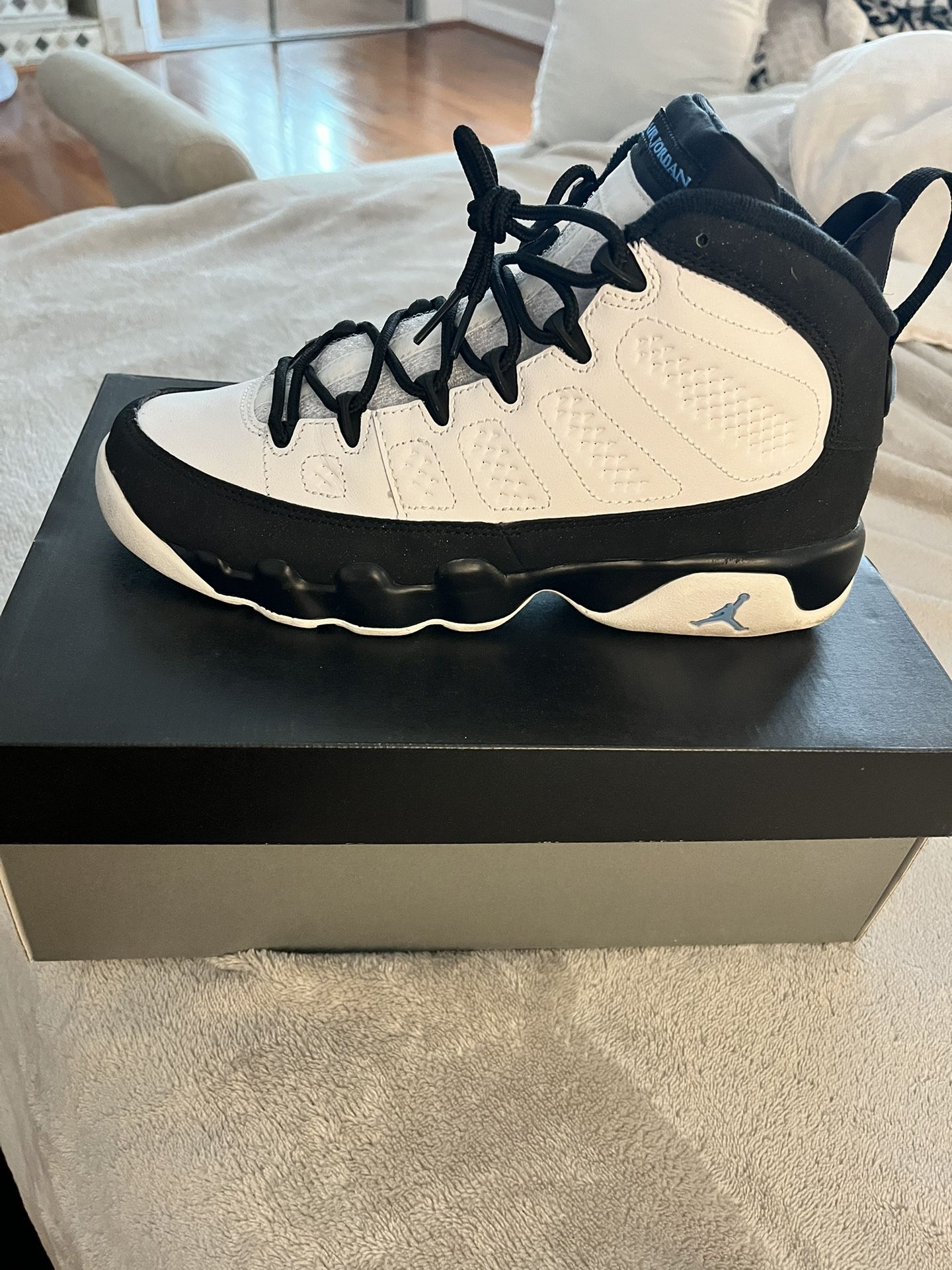 Jordan 9 University blue