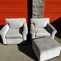 Two chairs with ottoman