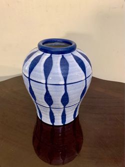 Blue & White Studio Pottery Ceramic Vase - 7”
