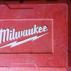 Milwaukee Roto Hammer