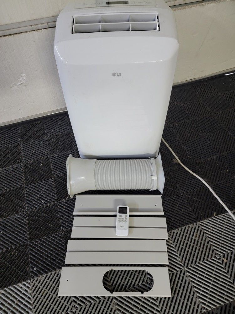 LG 9,700 BTU Portable Air Conditioner AC- Please Read Description