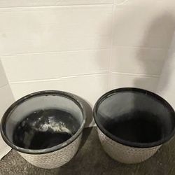 allen + roth Round 18.0-in W x 18.0-in L Off-white Resin Indoor/Outdoor Planter, Set Of 2, Sale - 2 For $30.00 Or $20.00 each