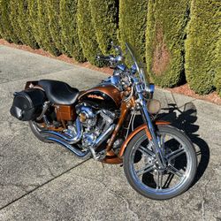 2008 Harley Davidson Screamin’ Eagle 2 Dyna 105th Anniversary Edition