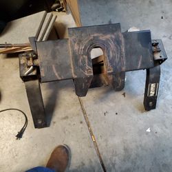 5th Wheel Hitch