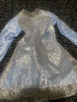 Frozen kids dress light up size 4-6 year old new without tag