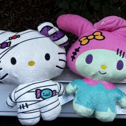 Spooky Sanrio sale 👻🖤 two semi-medium Hello Kitty Halloween plushies 🧸