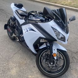 kawasaki ninja 300