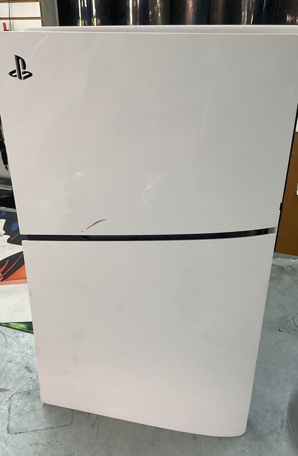 Sony cfi-2015 ps5 console w/ 1 controller and cables