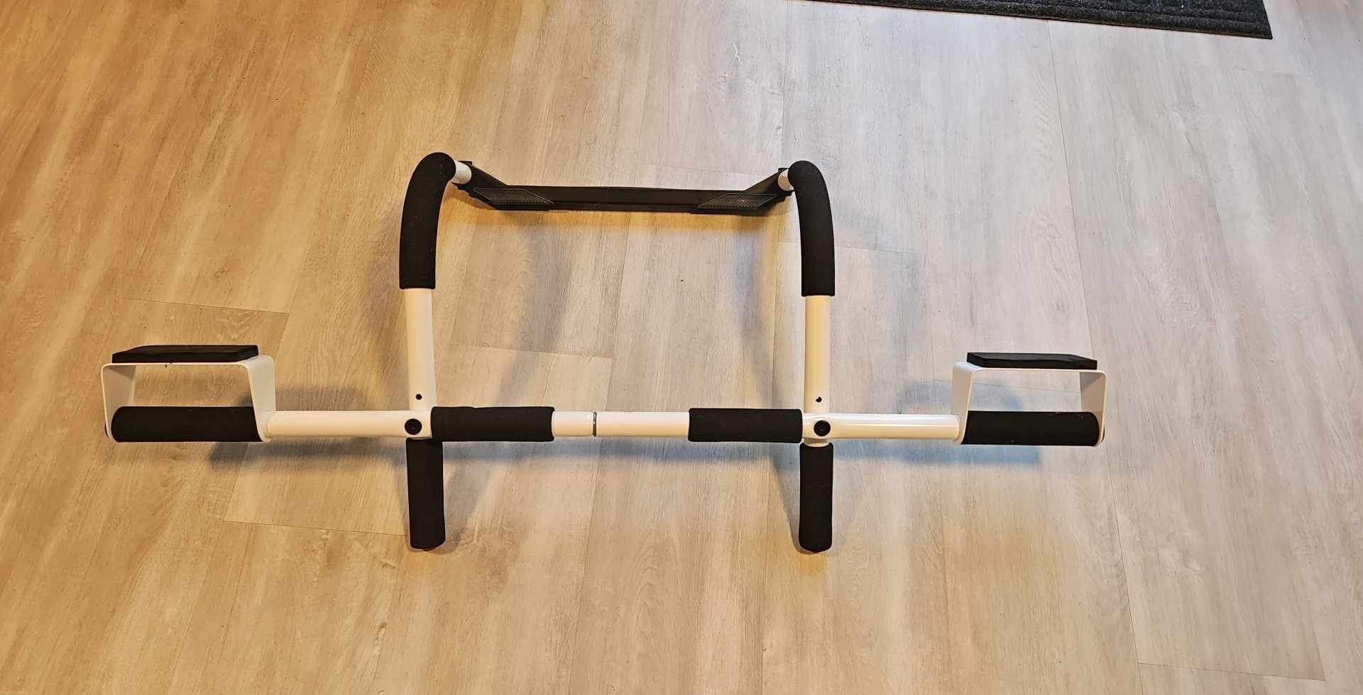 Pull Up Bar Door Frame