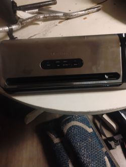 Foodsaver/ vacuum pack