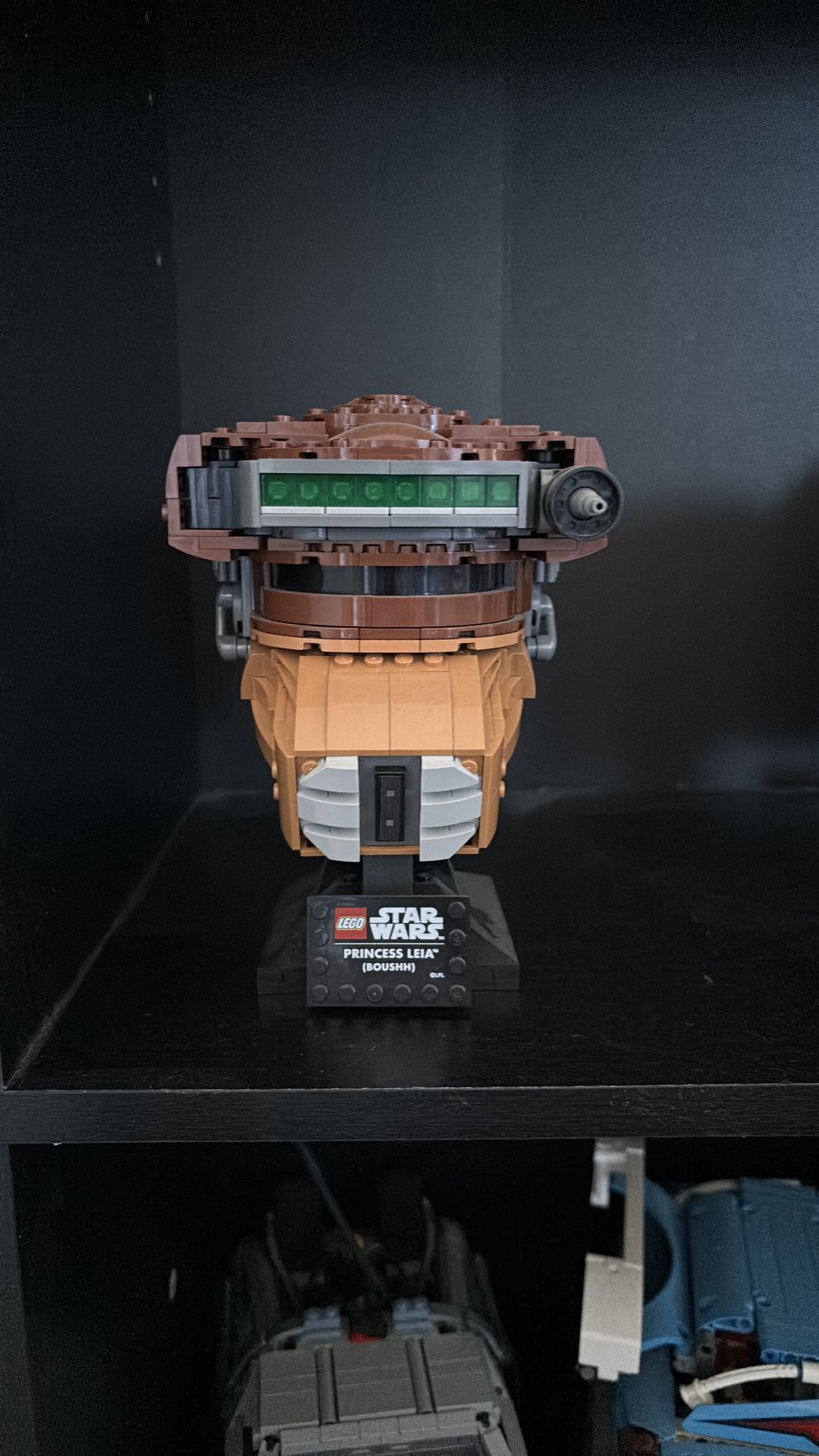 Lego princes Leia head