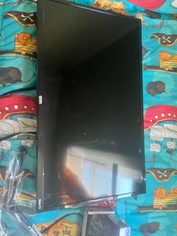 32” Onn TV w/ wall mount and legs