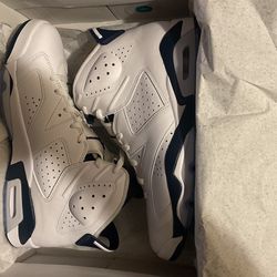 Jordan Retro 6 Size 11.5 Mid Night Blue