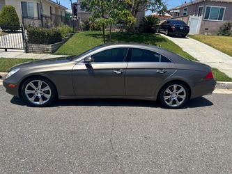 Mercedes Benz- CLS 500