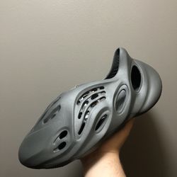 Adidas Yeezys Foam RNR