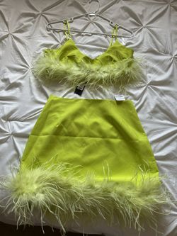 2pc Set - Neon Green - Never Worn!! Size L