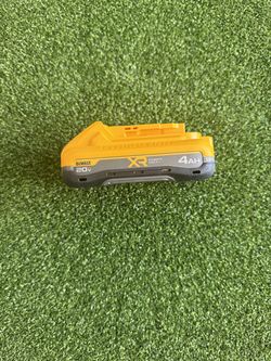 DeWALT 20v XR power stack lithium 4.0