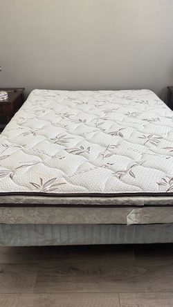 Queen size bed
