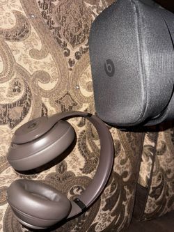 Beats - Studio Pro - Wireless Noise Cancelling Over-the-Ear Headphones - Deep Brown