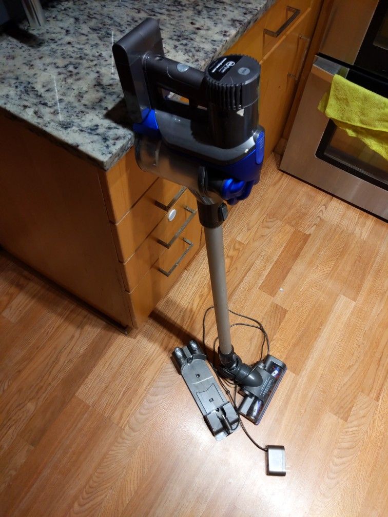 Dyson DC35 Multi Floor Stick Vacuum 