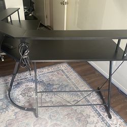 Computer desk