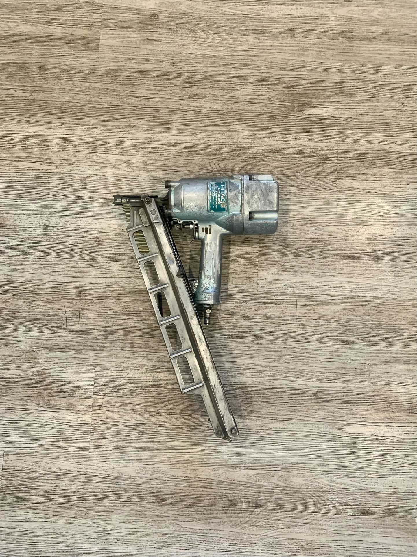 Hitachi Framing Nail Gun