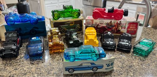Vintage Avon Automobile Cologne Bottle Collection – 12 Pieces