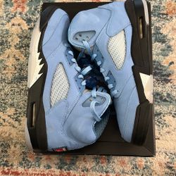 Air Jordan 5 Retro - UNC size 11.5 M 