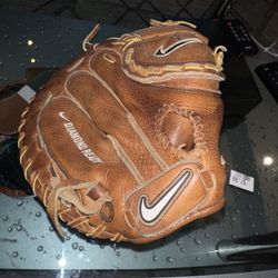 Nike SDR-CMF Full Size 33” Baseball Softball Catchers Mitt Glove RH throw