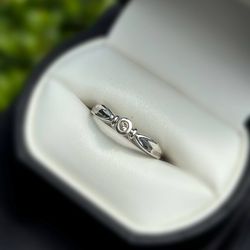 Jewelry 14k solid white gold diamond 0.15CTW ring sz 7.00