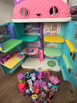 Gabby dollhouse