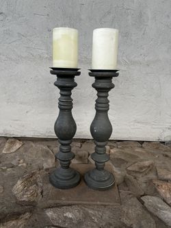 Lindos Candelabros Color Gris Obscuro 