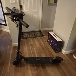 Electric Scooter In Excellent Condition