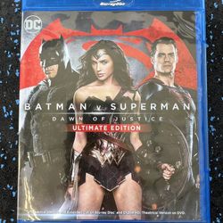 Blu-ray Movies - 12 DVDs 