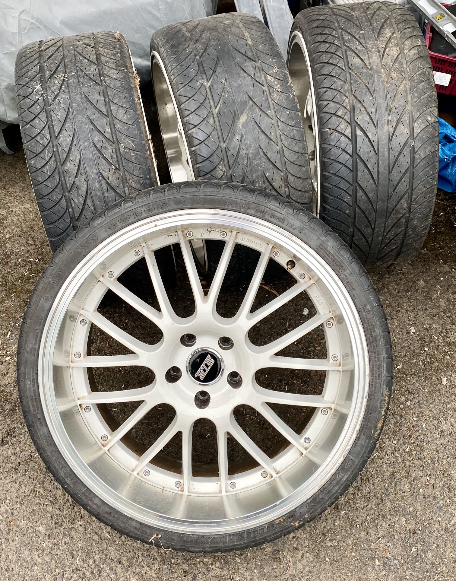 STR 601 JDM Style White Wheels w/ Studs 20 inch with Machined Lip
