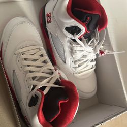 Jordan 5s Fire Red