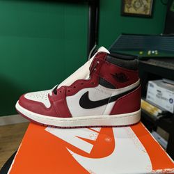 Air Jordan 1 High Chicago Lost And Found 8.5