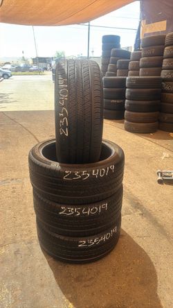 Set 235/40/19 Continental 80% Vida Dot2024