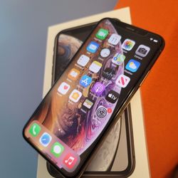 Unlocked IPhone XS 64gb