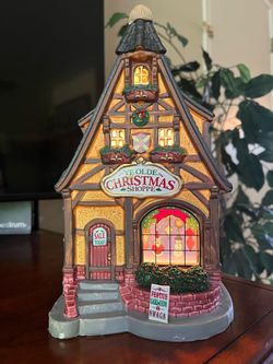 Lemax Ye Olde Christmas Shop Village Building