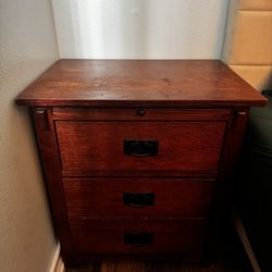 Dresser And Night Stand Set