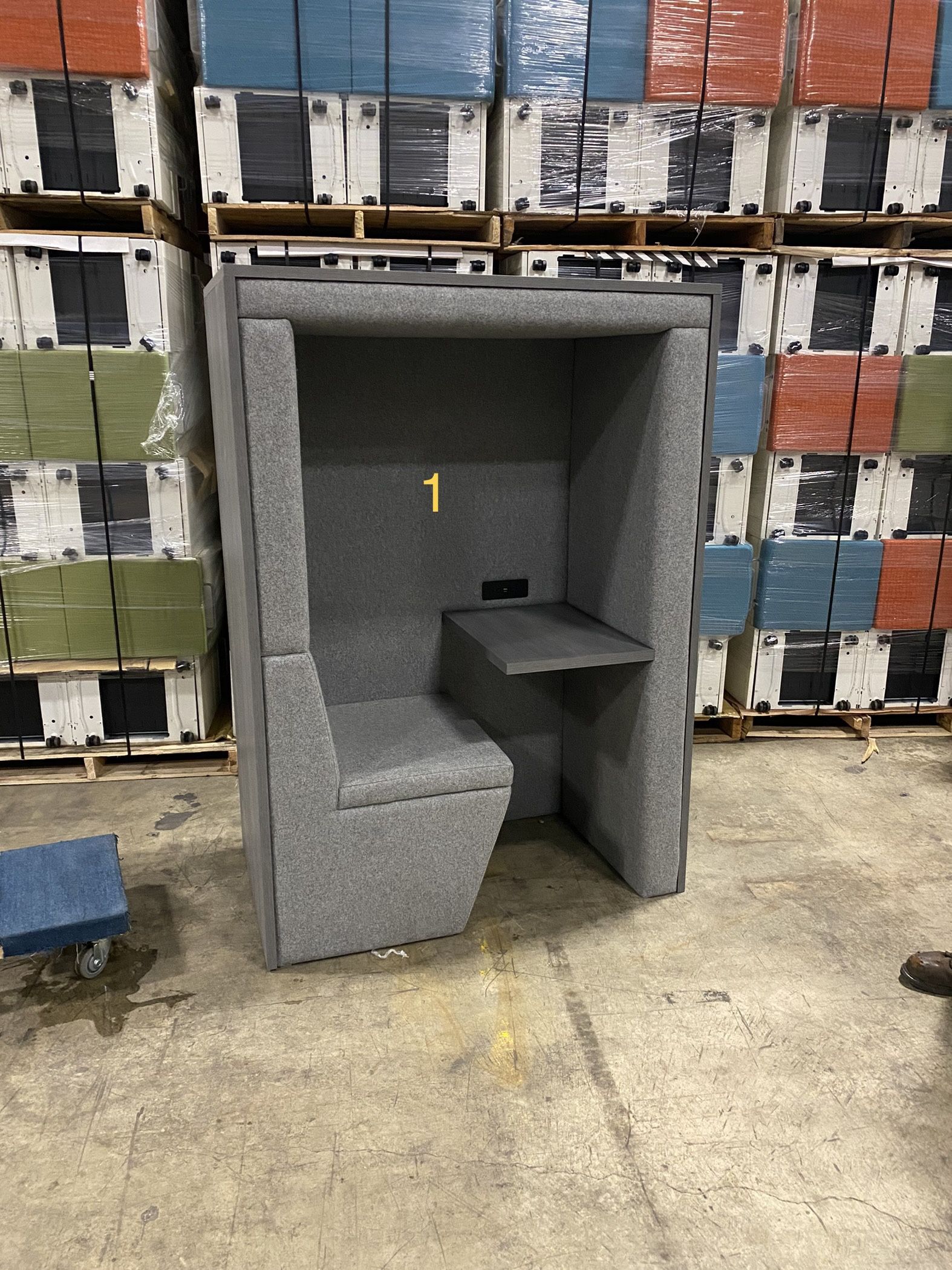 Ancillary Furniture! Lounge And Living Room Furniture! Sofas, Ottomans, And More!