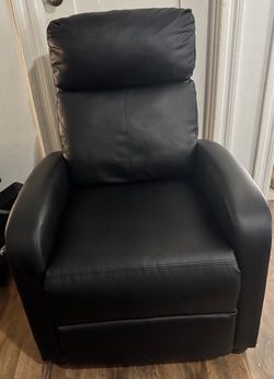 Black Leather Recliner Chair Great Condition
