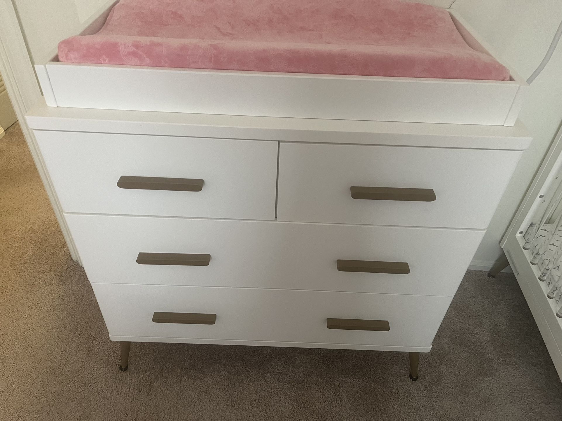 children’s dresser/ changing table